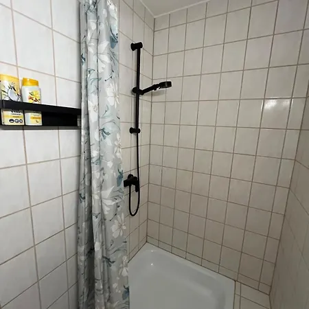 Gemuetliche In Apartament